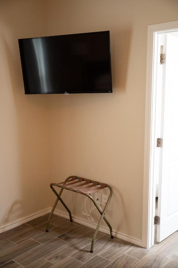 Appartement Fabulous King Size Bed In A Gated Neighborhood! à Edinburg Extérieur photo